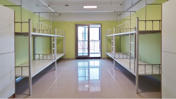 上下床生產廠家告訴您：宿舍上下鋪床咯吱咯吱響怎么辦